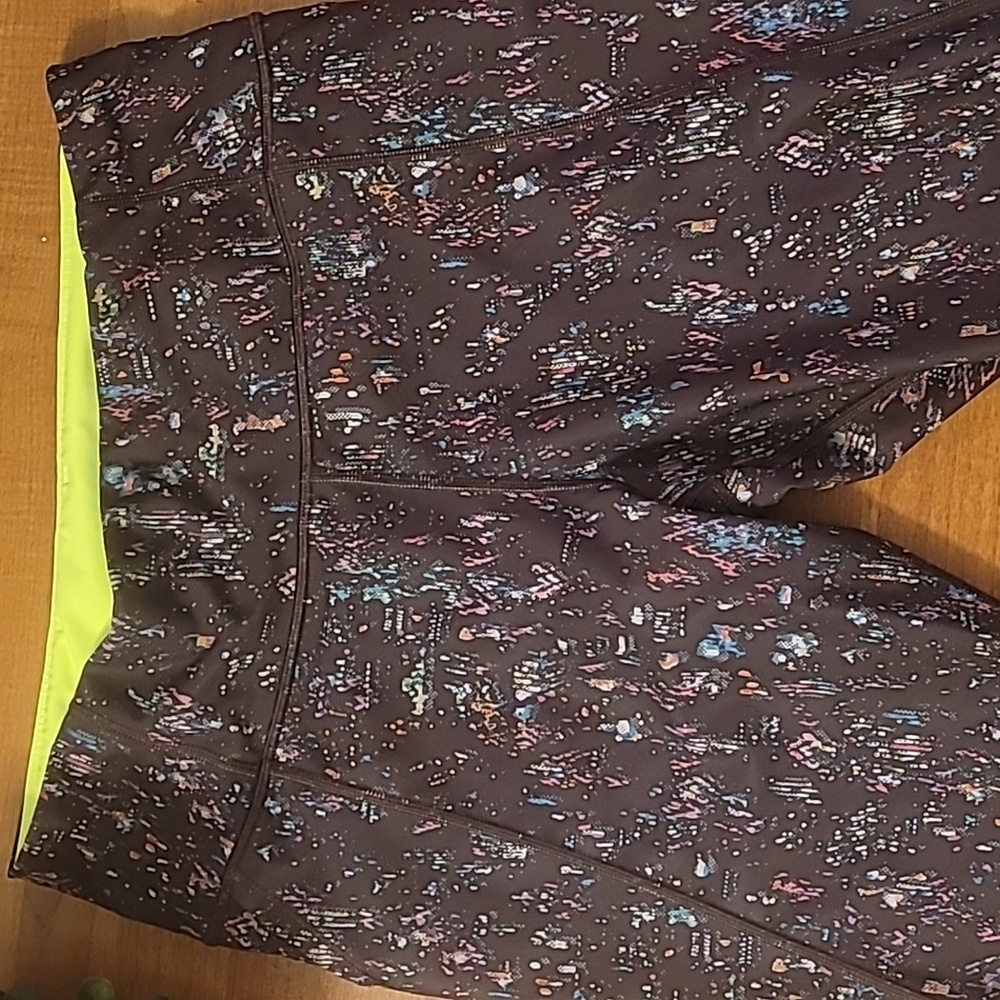 Athleta Capris - Picture 2 of 8